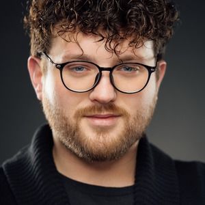 Meet your Posher, Robert